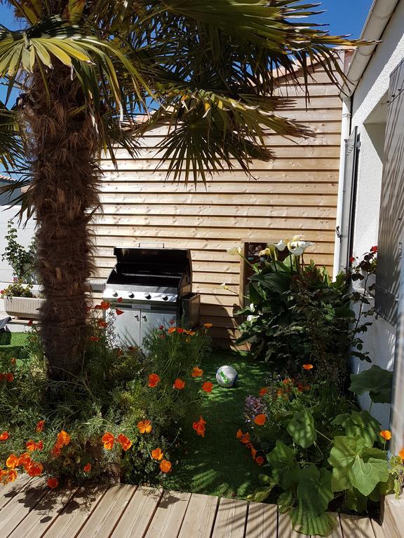 Re Tour De Plage Saint-Martin-de-Re Exterior photo